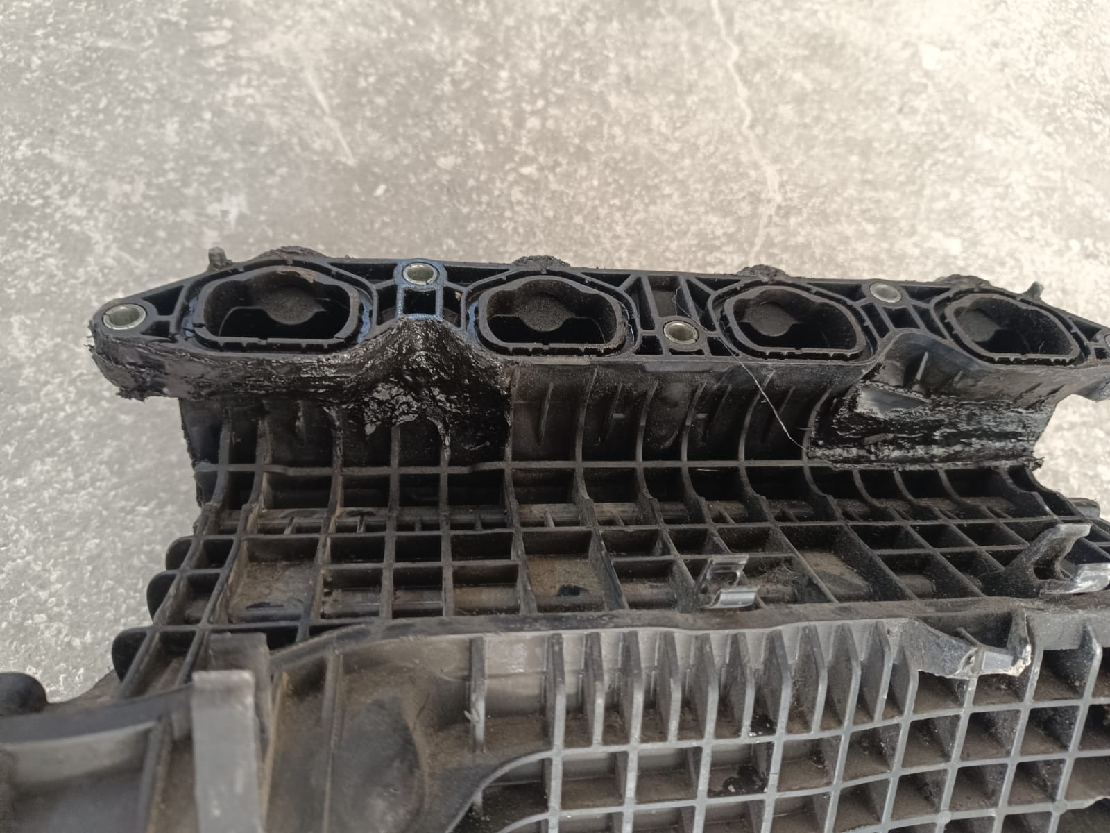 Volkswagen Golf Plastik Kaynak